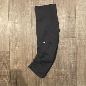 Lululemon cropped grey leggings (great condition)